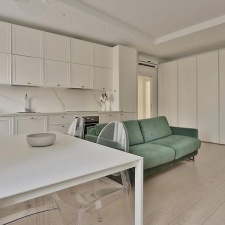Appartement Joivy Splendid Flat Near The Duomo à Milan Extérieur photo